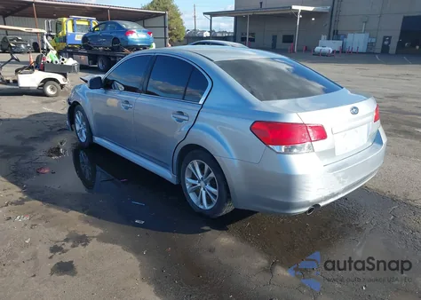 2013 Subaru Legacy 2.5I Premium из США, поврежденный, VIN 4S3BMBC61D3035787